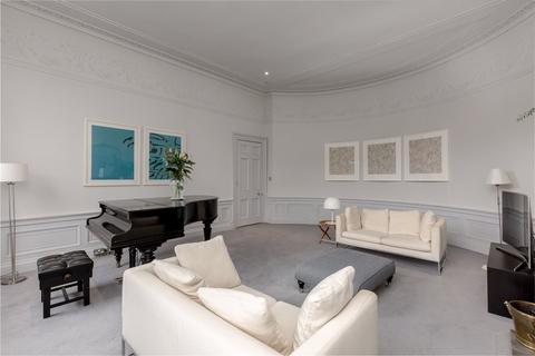 8 Leopold Place, Edinburgh, EH7 5JW
