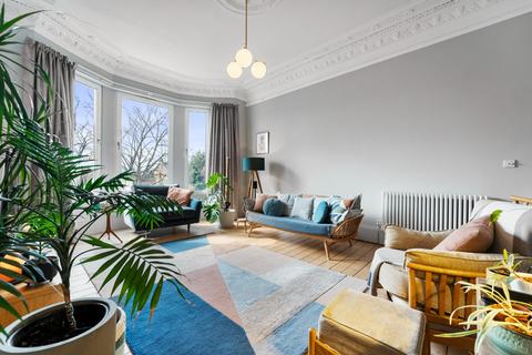 3/1, 115 Albert Road, Glasgow, G42 8UB