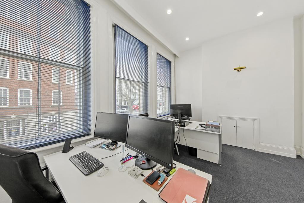 Front office 5  Price Taylor LLP Commercial &amp;...