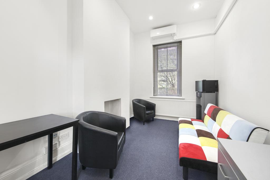 Rear office  Price Taylor LLP Commercial &amp;...