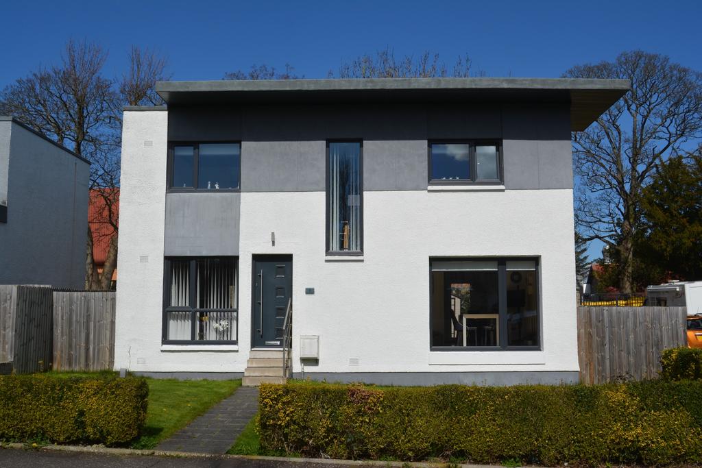 Gartcows Drive, Falkirk, Stirlingshire, FK1 5QQ 3 bed detached house