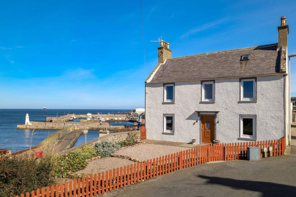 Baymount, 1 Horns Brae, Macduff, AB44... 4 bed detached house £300,000