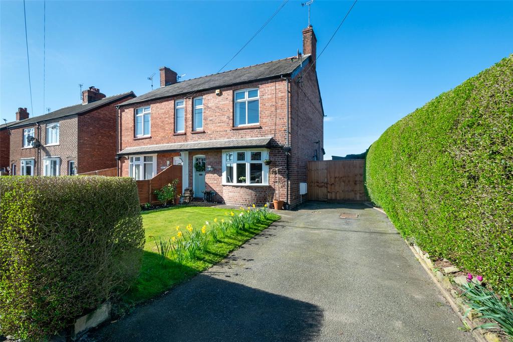 King Street, Middlewich 2 bed semidetached house £215,000