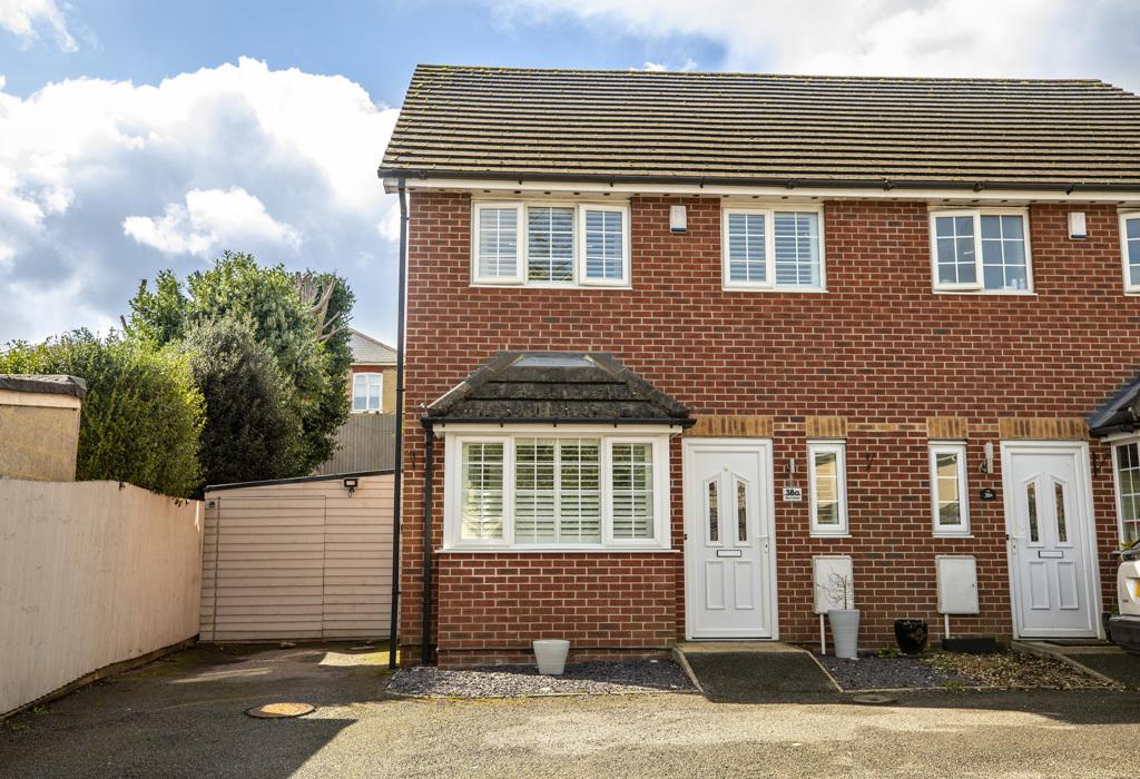 WINTON Cul De Sac Off Ripon Rd 3 bed semidetached house £400,000