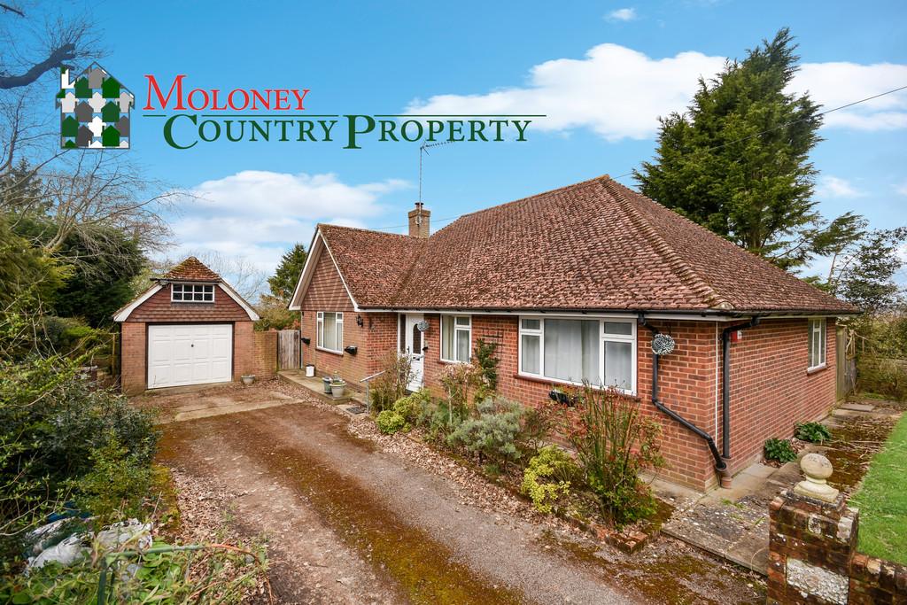 Brede, East Sussex TN31 3 bed detached bungalow for sale £675,000
