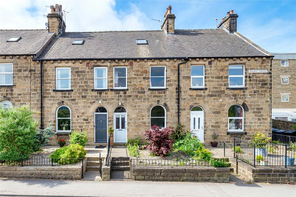 Springs Terrace, Ilkley, West Yorkshire, LS29 4 bed terraced house for