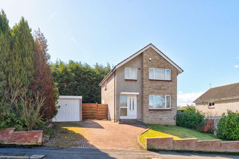 19 Drumellan Road, Ayr, KA7 4XQ 3 bed detached house £995 pcm (£230 pw)