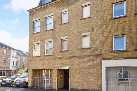 1 bedroom apartment to rent, Hendre Road, SE1