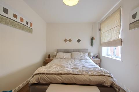 1 bedroom flat for sale, Albert Gate Apartments, Park Road South