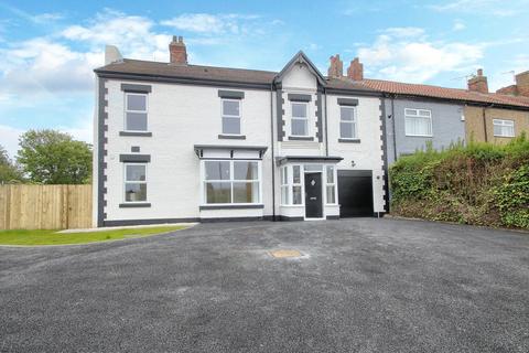 5 bedroom end of terrace house for sale, Vane Arms, Long Newton