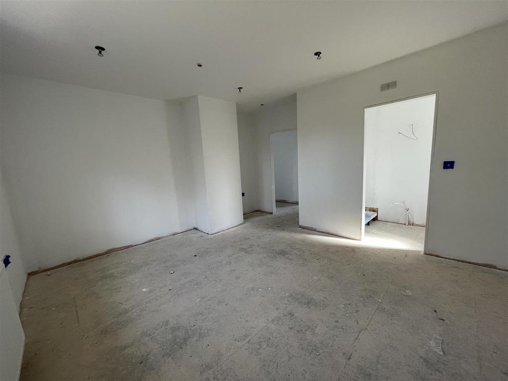 Master bedroom.jpg