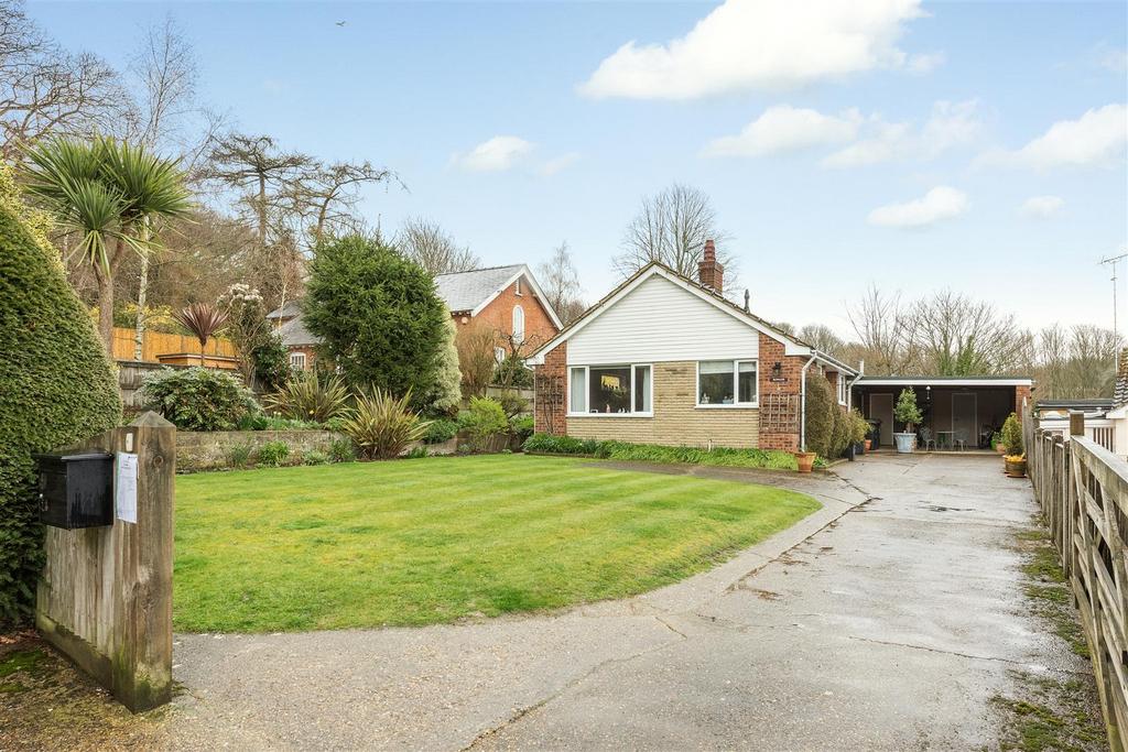 Church Lane, Westbere, Canterbury 2 bed detached bungalow for sale £