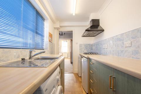 2 bedroom terraced house to rent, Kingsland Terrace, Leeman Road, York, YO26 4XL