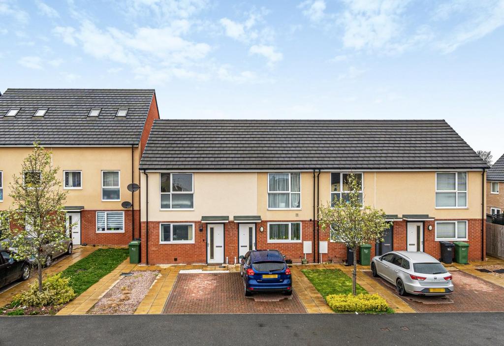 38 New Kilvert Road, Hereford, HR2 7FL 2 bed end of terrace house £