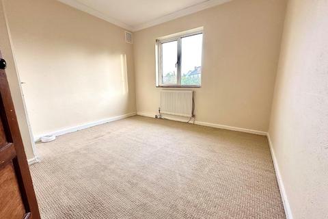 22 Gloucester Crescent, Northampton, NN4 8PR