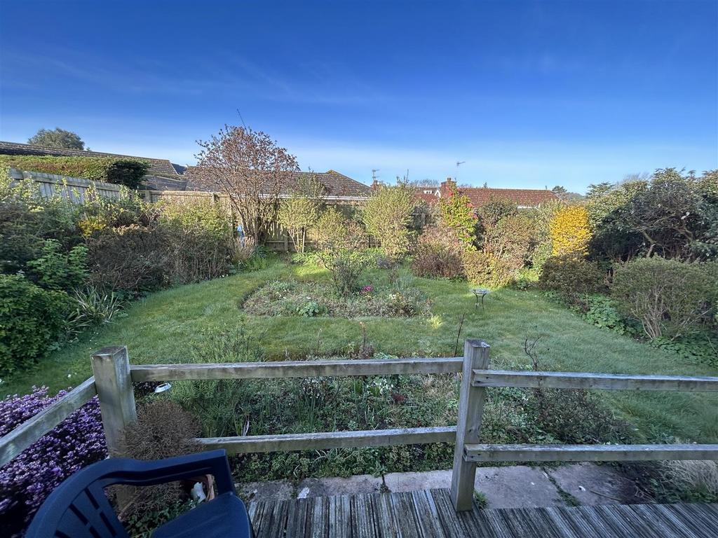 Burch Gardens, Dawlish 2 bed detached bungalow for sale £290,000