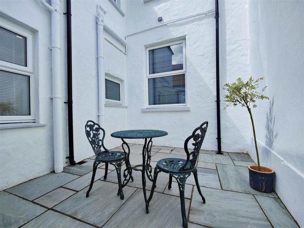 High Street, Fishguard 3 bed terraced house for sale £335,000