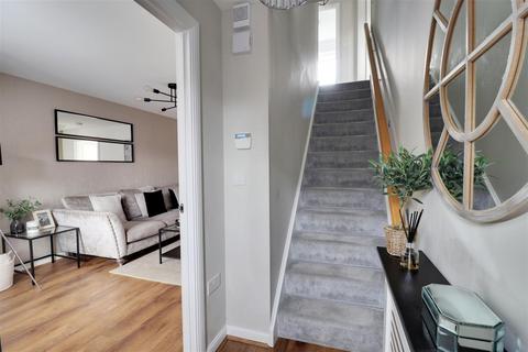 15 Petfield Drive, Anlaby, Hull, HU10 7ES