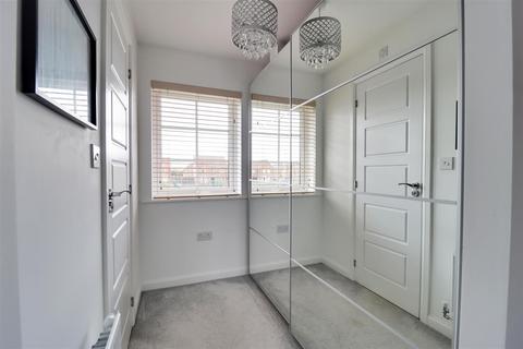 15 Petfield Drive, Anlaby, Hull, HU10 7ES