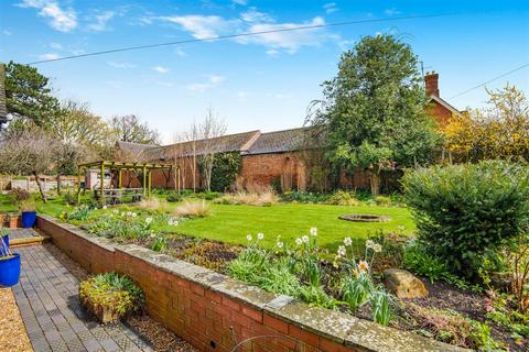 Moat Farm, 4 Ashwell Road, Whissendine, Oakham, LE15 7EW