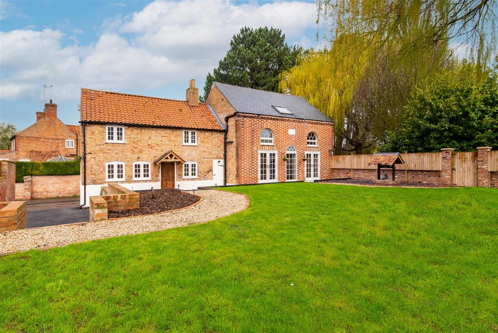 Chapel Lane, Caunton, Newark 4 bed detached house for sale £595,000