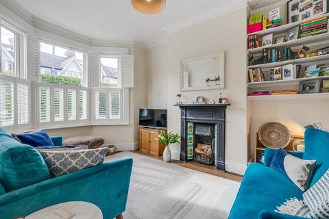 21 Ravensbury Road, London, SW18 4SA