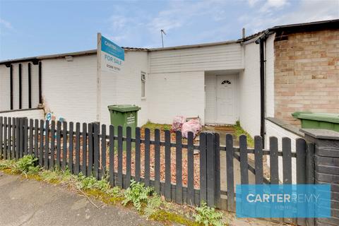43 Cheshunts, Basildon, SS13 3NL