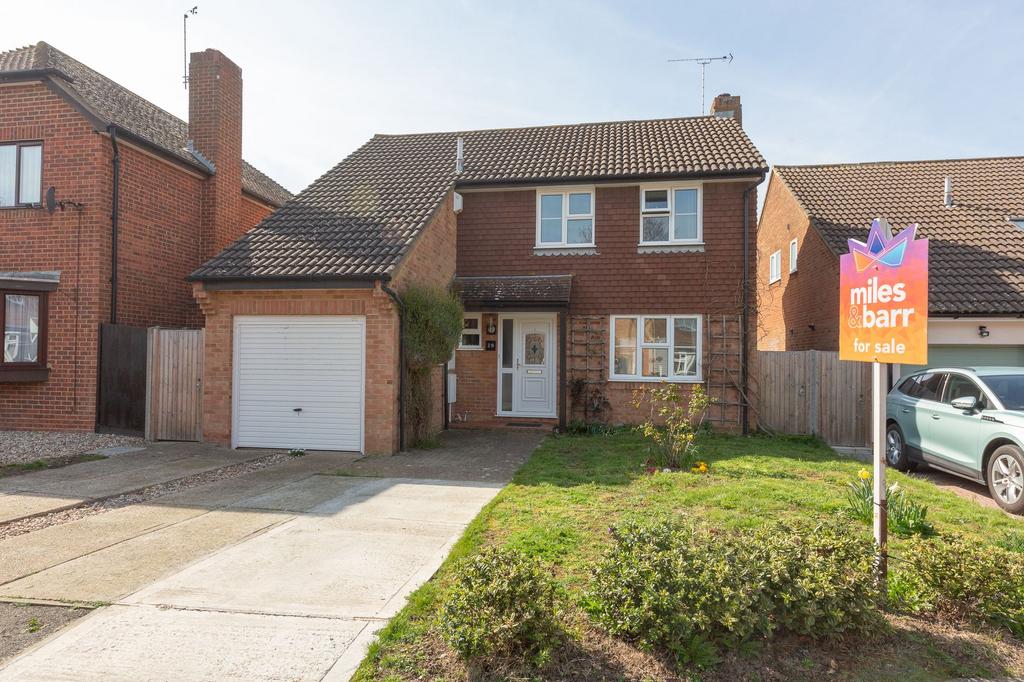 Barrington Crescent, Birchington, CT7 3 bed detached house for sale £