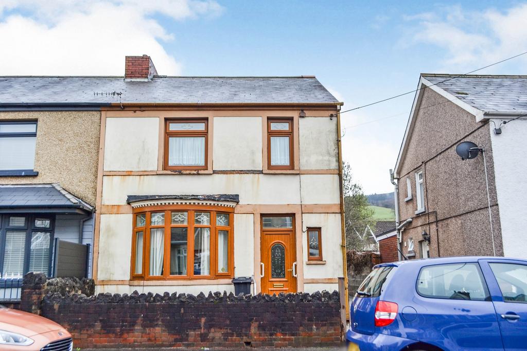 Depot Road, Cwmavon, Port Talbot... 3 bed semidetached house £100,000