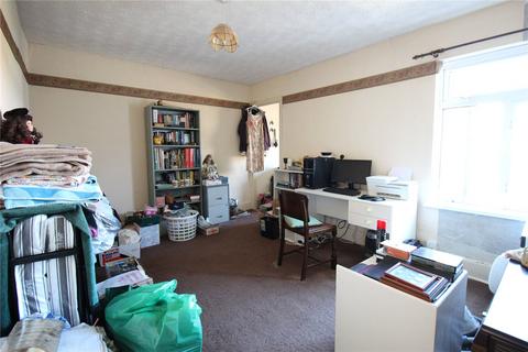 3 bedroom end of terrace house for sale, Gosport Road, Lee-On-The-Solent, Hampshire, PO13