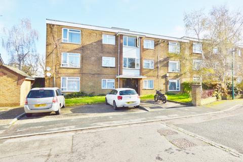 Flat B, 14 Anchor Close, Bournemouth, BH11 9HY