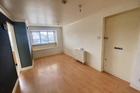 Studio for sale - Sioux Close, Highwoods