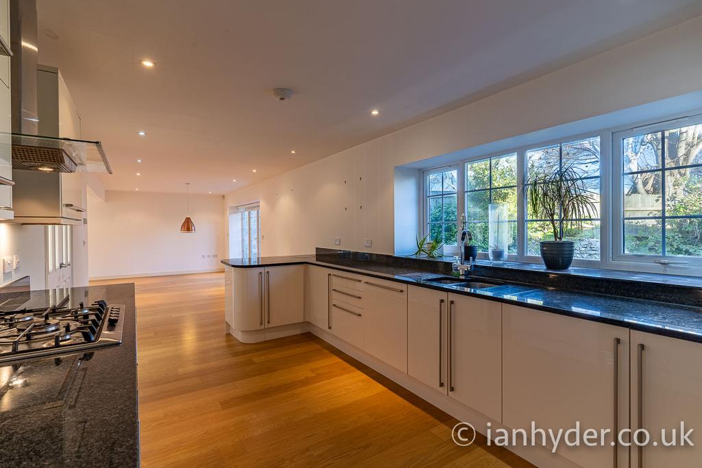 House in Rottingdean - More