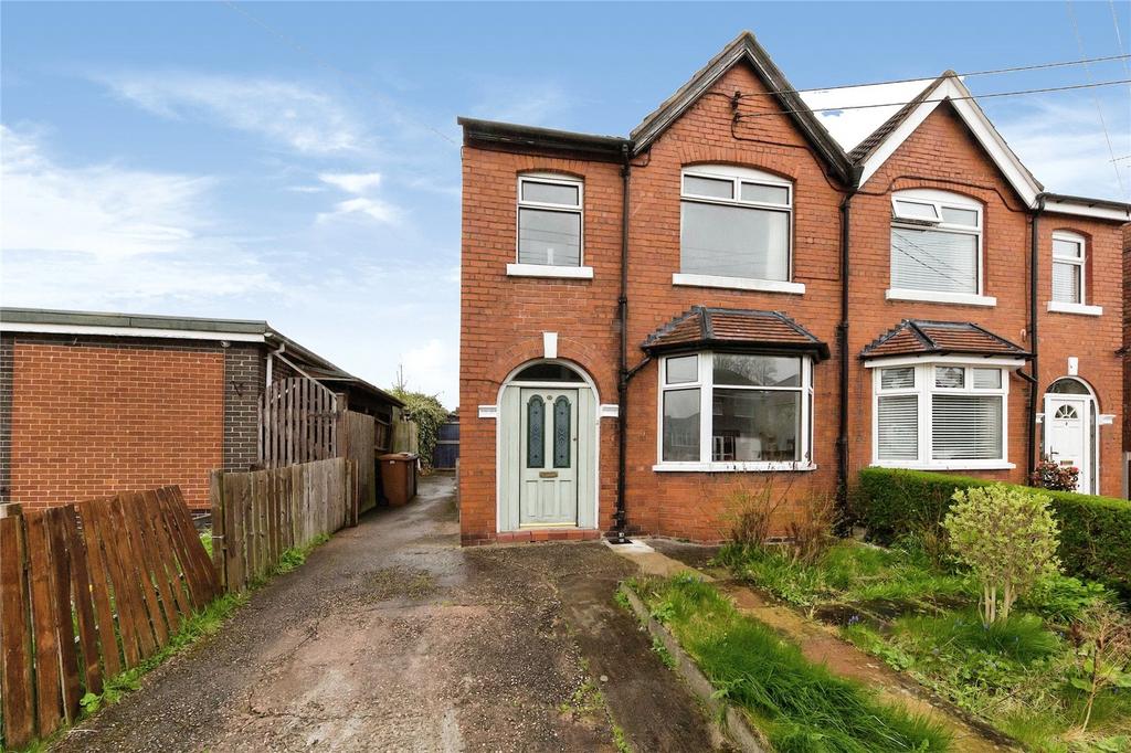 Waterloo Road, Haslington, Crewe, Cheshire, CW1 3 bed semidetached