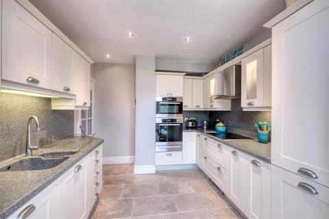 96 Bills Lane, Shirley, Solihull, B90 2PF
