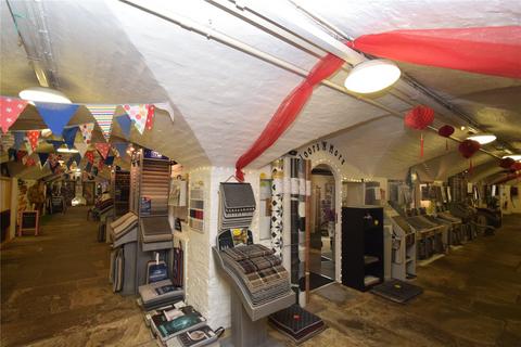 Showroom for sale, St. Helens Square, Scarborough, North Yorkshire, YO11