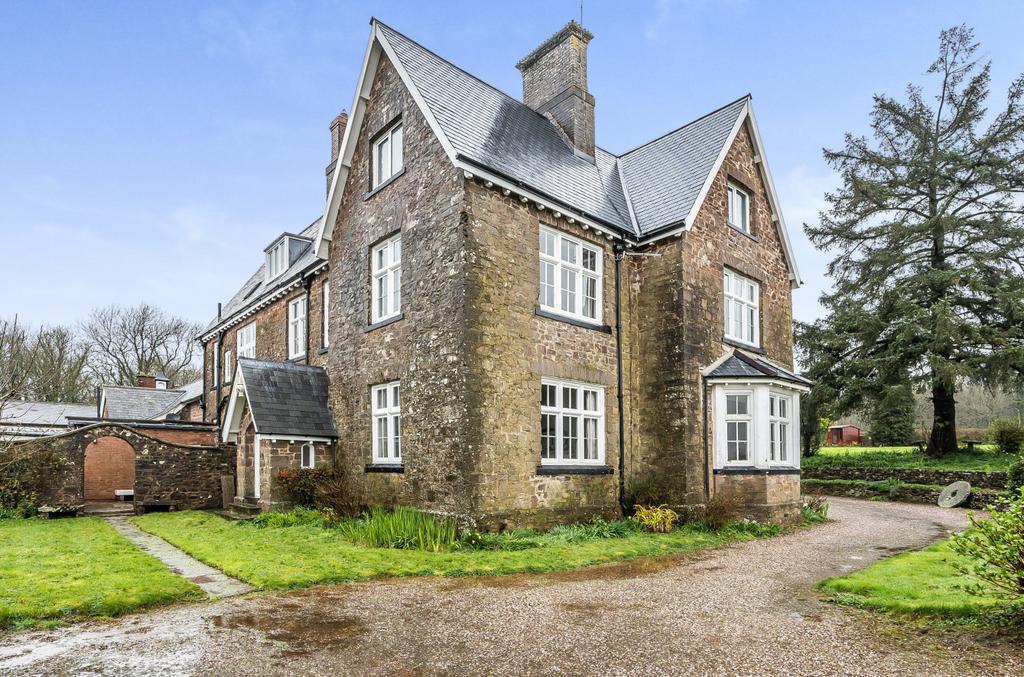 Stoodleigh, Tiverton, Devon, EX16 6 bed house for sale £695,000