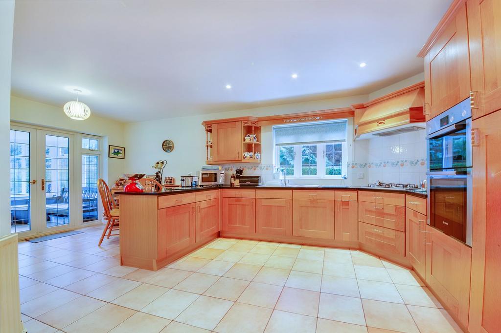 Kitchen / Breakfast