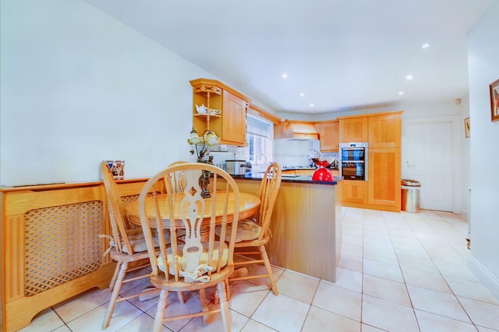 Kitchen / Breakfast
