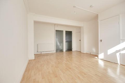 7 Oxford Close, London, N9 0NB