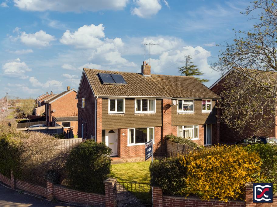 Jenkinson Road, Towcester NN12 3 bed semidetached house for sale £325,000