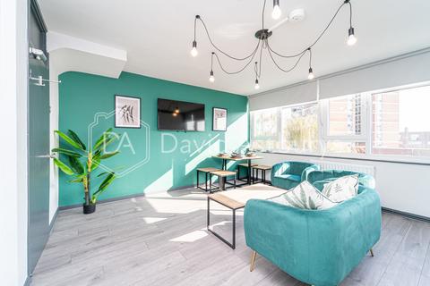 4 bedroom apartment to rent, Cropley Street, Islington, London