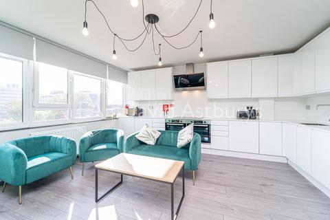 4 bedroom apartment to rent, Cropley Street, Islington, London