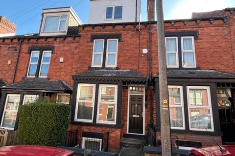 Burchett Place, Leeds