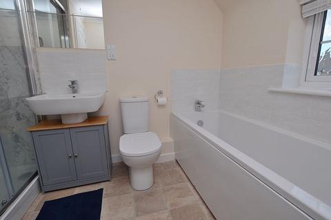 6 Cheviot Crescent, Coningsby, Lincoln, LN4 4DB