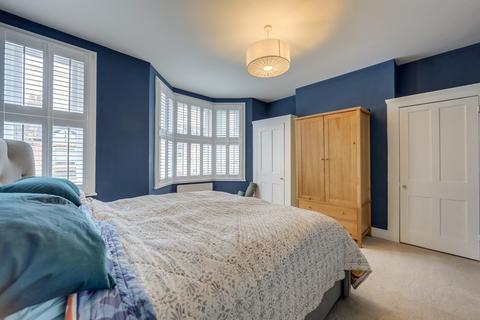11 Brightside Road, London, SE13 6EN