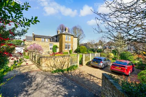 6 bedroom detached house for sale - Boxley Road, Maidstone, Kent