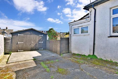 26 Livingstone Road, Caterham, CR3 5TG