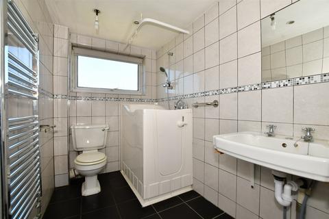 26 Livingstone Road, Caterham, CR3 5TG