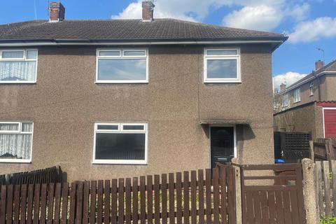 3 bedroom semi-detached house to rent, Grantham Avenue, Chaddesden, Derby, DE21